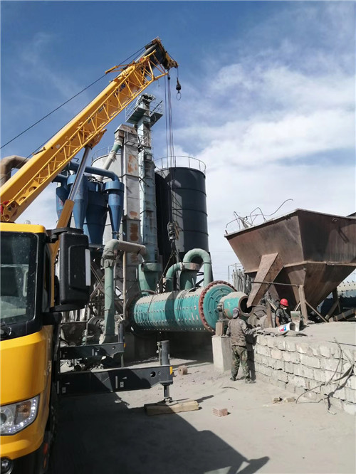 太康县设备搬运等各类工程项目中，吊车起着关键作用