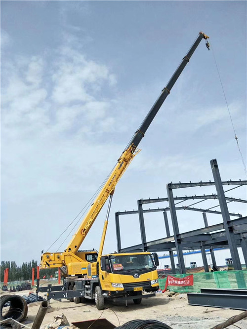 太康县超高层建筑钢结构吊装案例